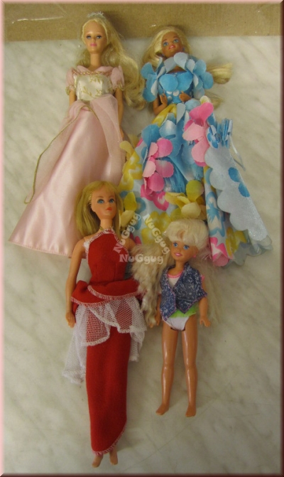Barbie Puppen und andere, Set mit 4 Stück