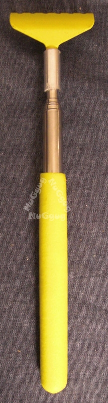 Rückenkratzer Metall, gelb, ausziehbar bis 68 cm, Kratzhand