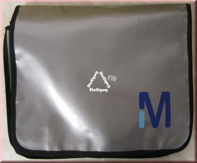 Messenger Bag aus LKW-Plane, silber mit "M"