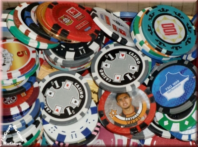 Pokerchips unsortiert. 25 Stück