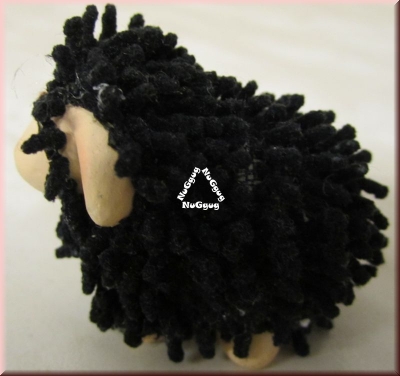 Keramik Schaf "Wuschel" mit schwarzer Wolle. Osterdekoration