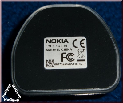Nokia Tischladestation DT-19. Carbon-Optik