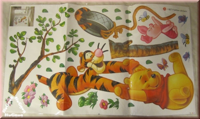 Wandtattoo "Winnie the Pooh und Tiger im Garten", Wall-Sticker,