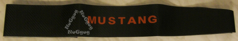 Aufkleber Ford, Schriftzug "MUSTANG", 190 x 8 cm, 2 Stück, Carbon, schwarz/rot