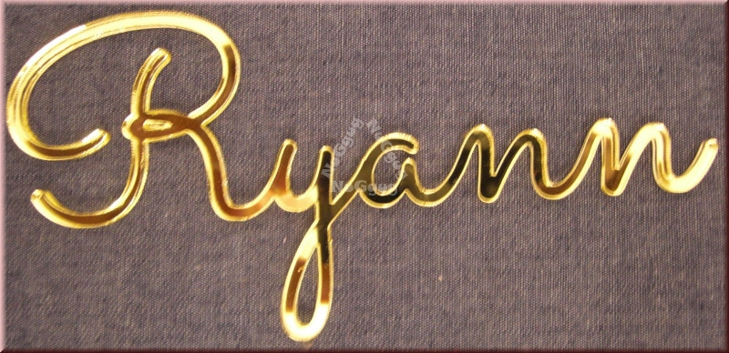 Schriftzug "Ryann", Acryl Laser Cut Namen, Gold, Türschild