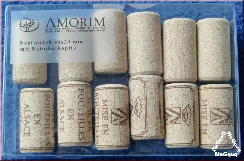 Neutrocork mit Naturkorkoptik von Amorim. 12 Stück