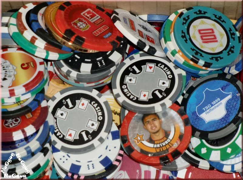 Pokerchips unsortiert. 25 Stück