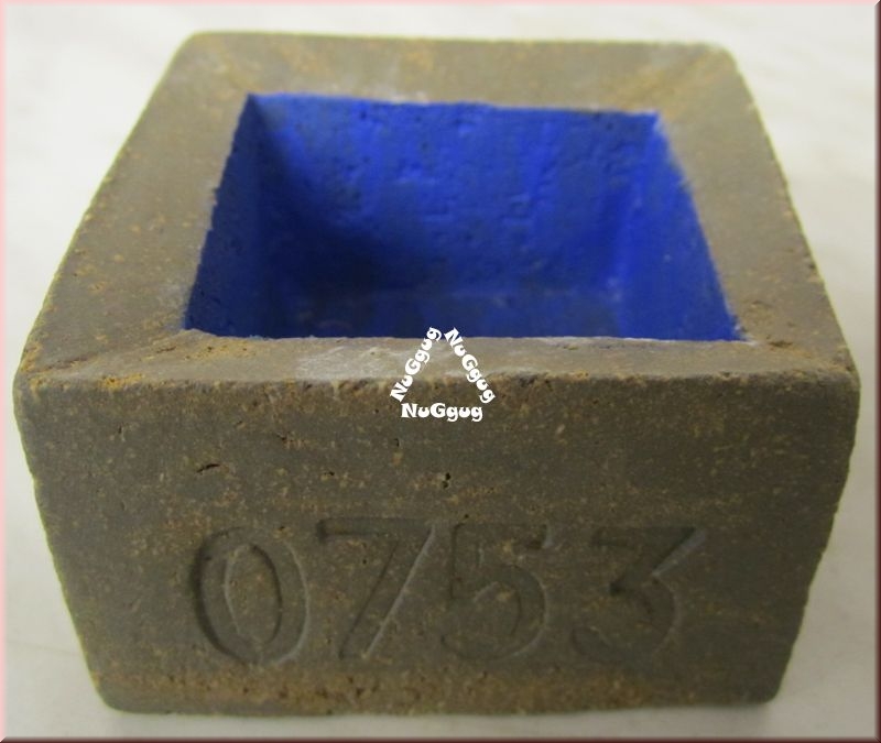 Design Ton-Behälter "0753". getöpfert. eckig. innen blau. 6.2 x 6.2 x 4 cm