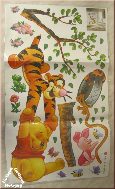 Wandtattoo "Winnie the Pooh und Tiger im Garten", Wall-Sticker,