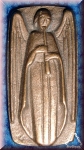 Handschmeichler Engel mit Posaune. bronze